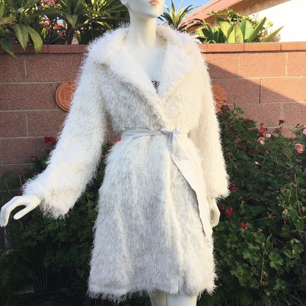 Anthropology Hazel White Wrap Coat Size M Wedding Glamorous NWT